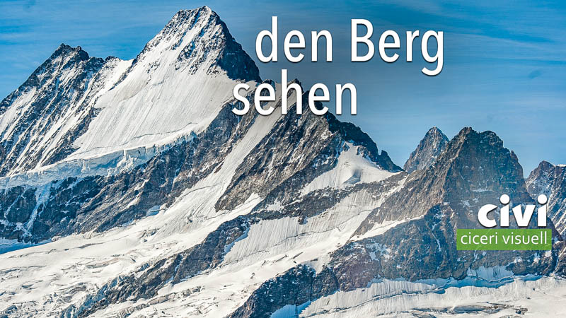 im Helikopter am Eiger und der Eigernordwand vorbei